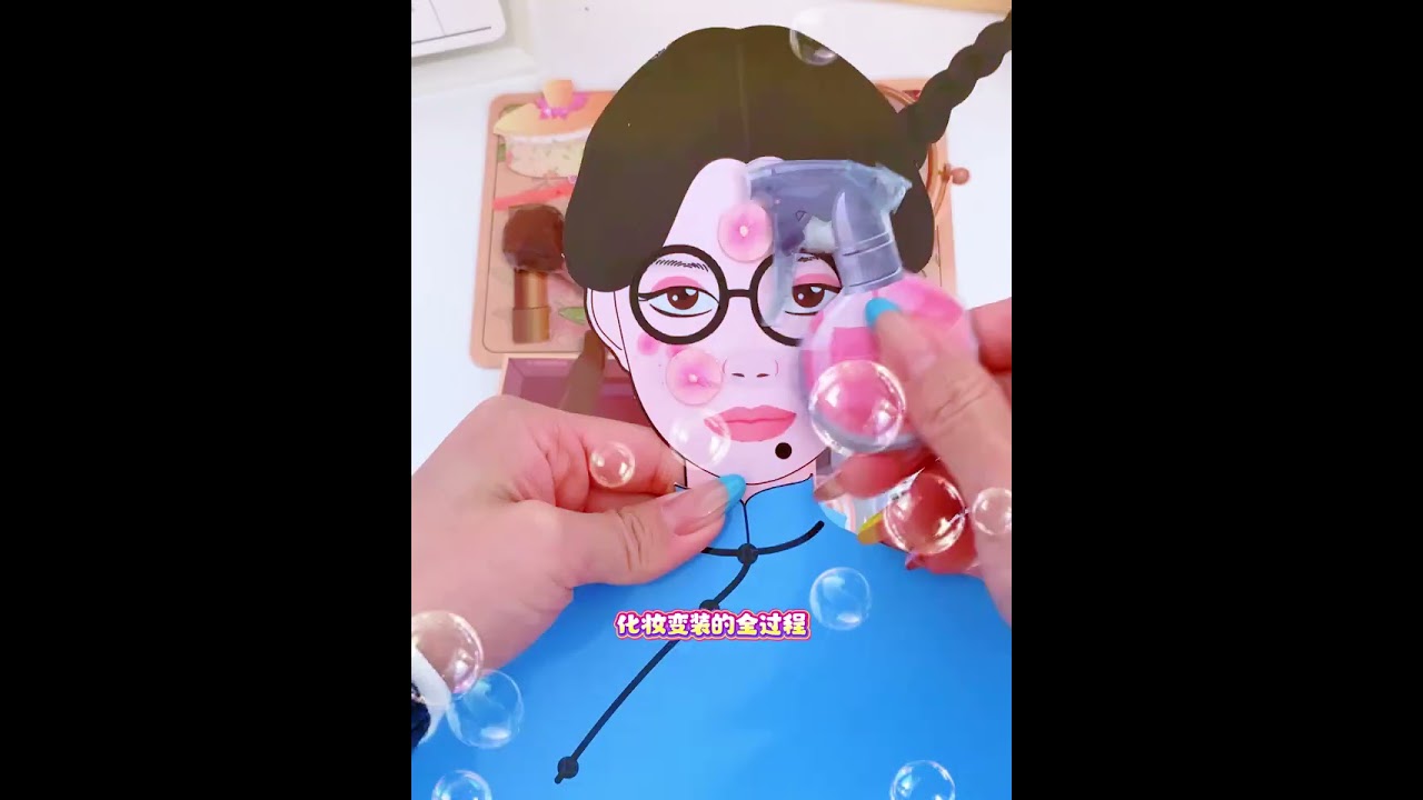 Such an abstract costume-changing handicraft I had a great time with makeup and dress-up a