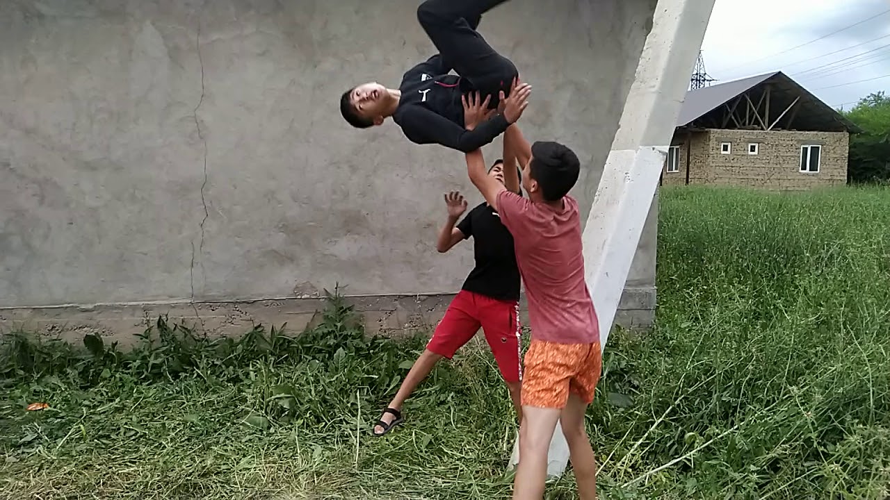 Как научиться заднее сальто - YouTube