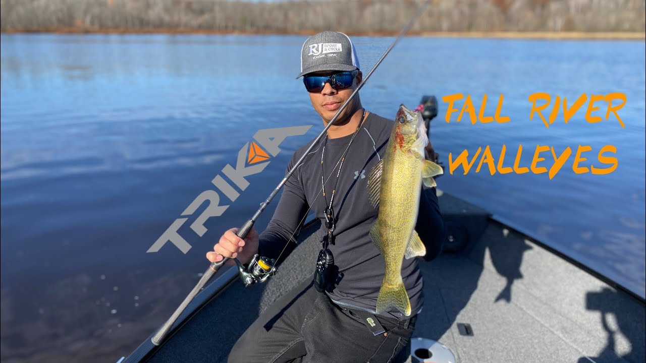 Fall Walleye Fishing on the St. Louis River with my NEW TRIKA Rods 