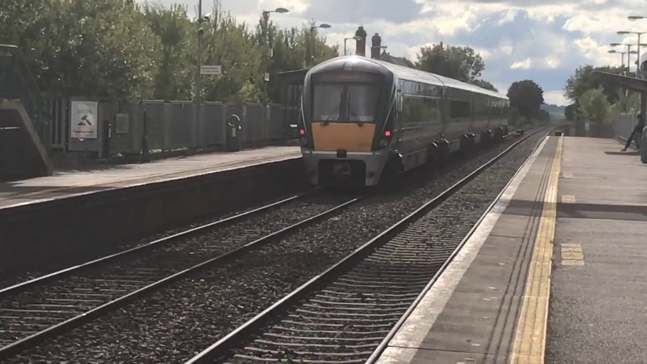 Trains at Monasterevin (5/8/17)