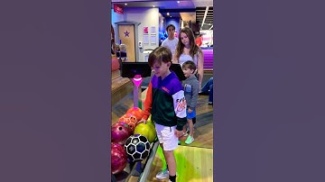 My Favorite Game is Bowling 🎳 | Fun Kids & Family Challenge