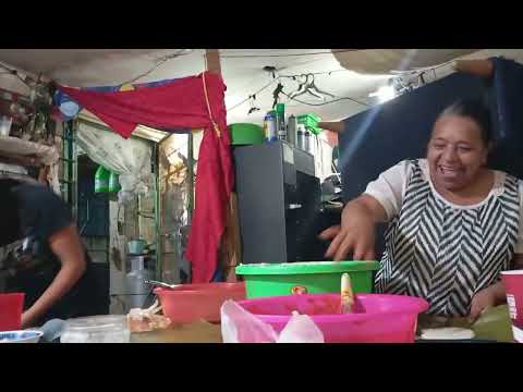 Haciendo tamales 