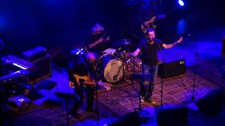 Nationalteatern Lägg av