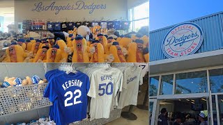 Inside the Dodgers Official Store on Gold Jersey Night β¨βΎοΈ | Los Angeles, CA 6/18/2025
