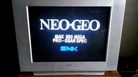 Japanese Neo Geo AES System + 4 Complete Japanese Games