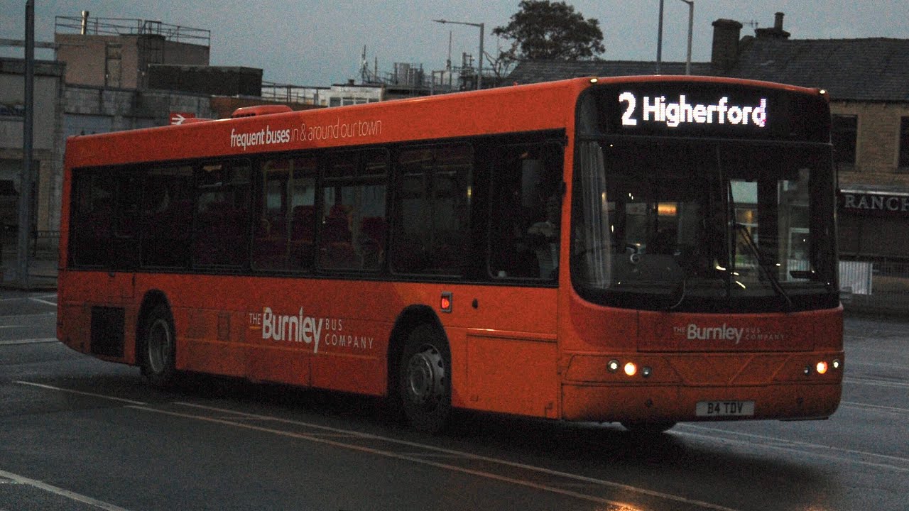 still-going-strong-the-burnley-bus-company-1046-b4tdv-ex-y146hrn