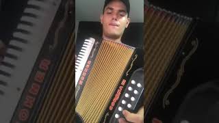 Video thumbnail of "LLORARE - Acordeon: Jorge Vergel"