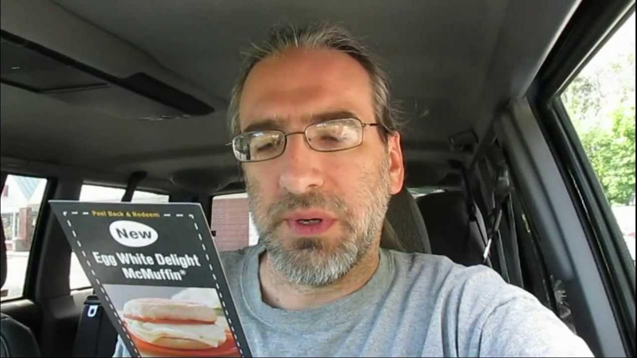 Mcdonald'S Egg Mcmuffin Vs. Egg White Delight Mcmuffin