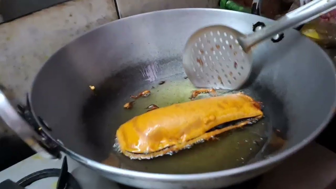 🍆 बैगन और बेसन का मिलन हो जाए तब बैगन चोप पकौड़ा बनता है🍆😃