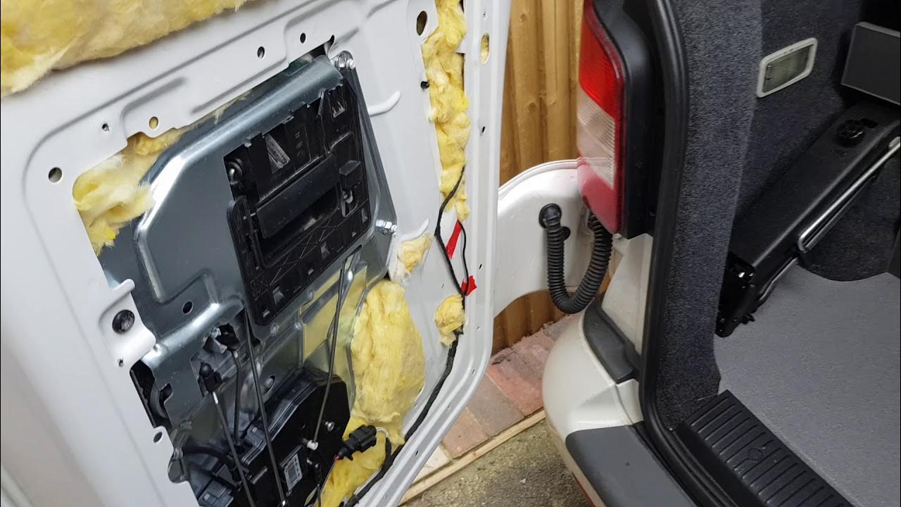 VW T5 Barn Door Will not unlock with central locking. YouTube