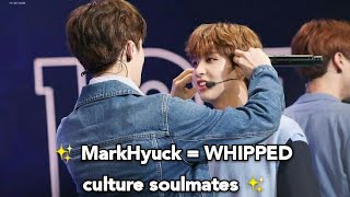 MarkHyuck = WHIPPED culture soulmates 🦁💚🐻