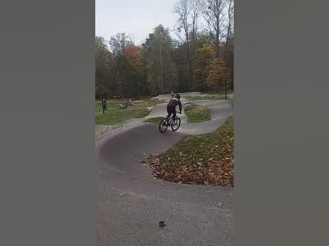 Вело Трек в парке г.Лодзь - YouTube