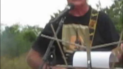 Ron Reeves sings "That's The Way Love Goes" Nellie...