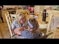 2-летняя дочь Полины Гагариной  кормит маму с ложечки кашей