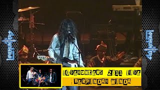 Video thumbnail of "Berpindah Minda - Lovehutners (Lovehunters Live 2011)"