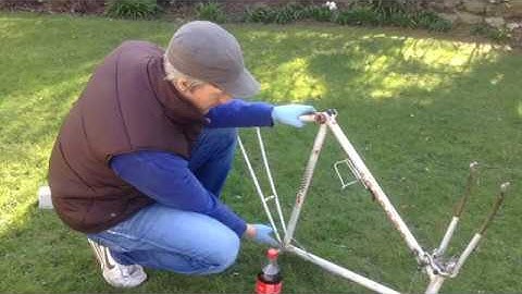 Trying to Remove a Stuck Seatpost: Freezing, Heating, Coca-Cola, Cutting