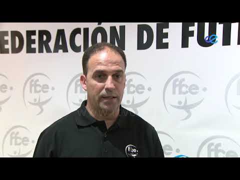 La tercera masculina y el senior femenino de fútbol sala superan el ecuador de la competición