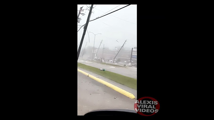 HOUSTON IS HIT WITH A MASSIVE TORNADO🤯🌪️