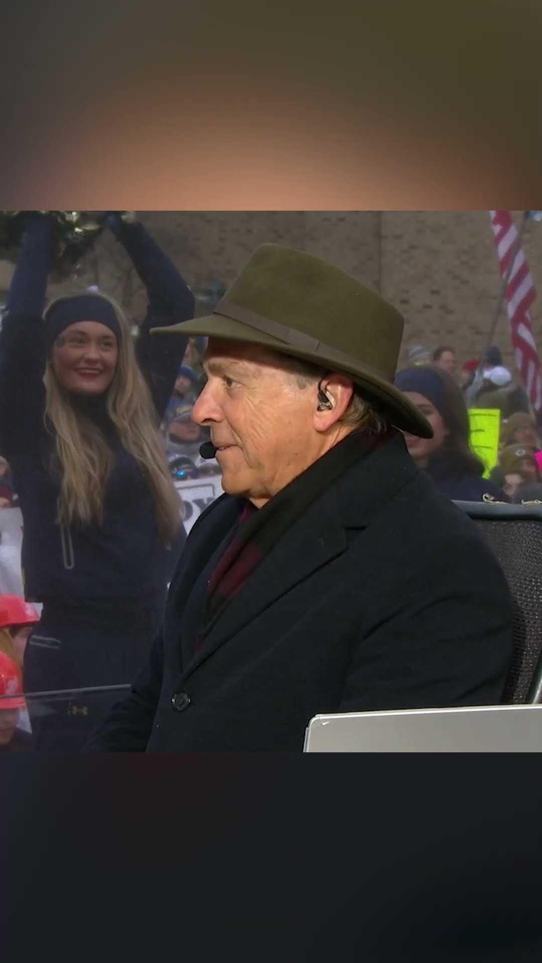 The crowd loved Nick Saban's hat ?