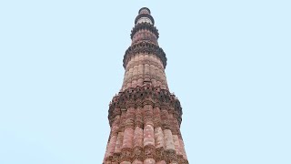 Timelapse of people's activity at Qutub Minar on a rainy day