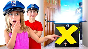 What’s in Levi & Ivys Mystery Package? 📦