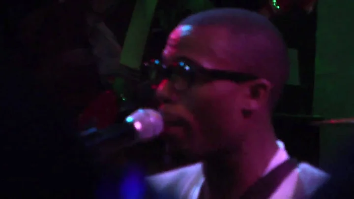 B.o.B -  Don't Let Me Fall Live @ SOB's