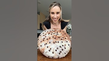 Chocolate marbled sourdough AND homemade whipped chocolate brown butter 🤎 #baking #sourdough #bread
