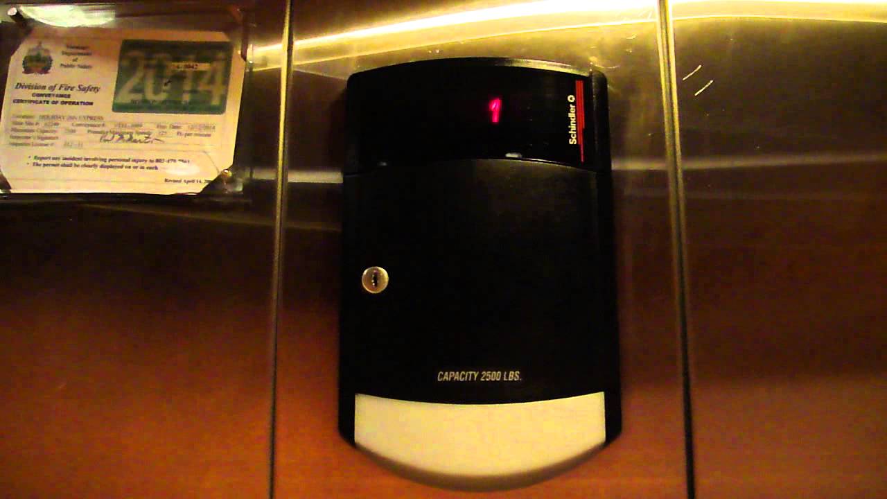 Schindler HT 321A Hydraulic Elevator @ Holiday Inn Express & Suites ...