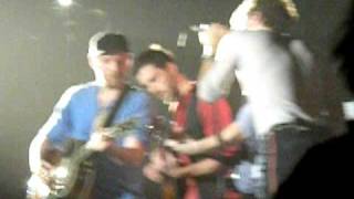 Coldplay - Green Eyes/Jingle Bells, @O2 in Dublin, 22-12-08