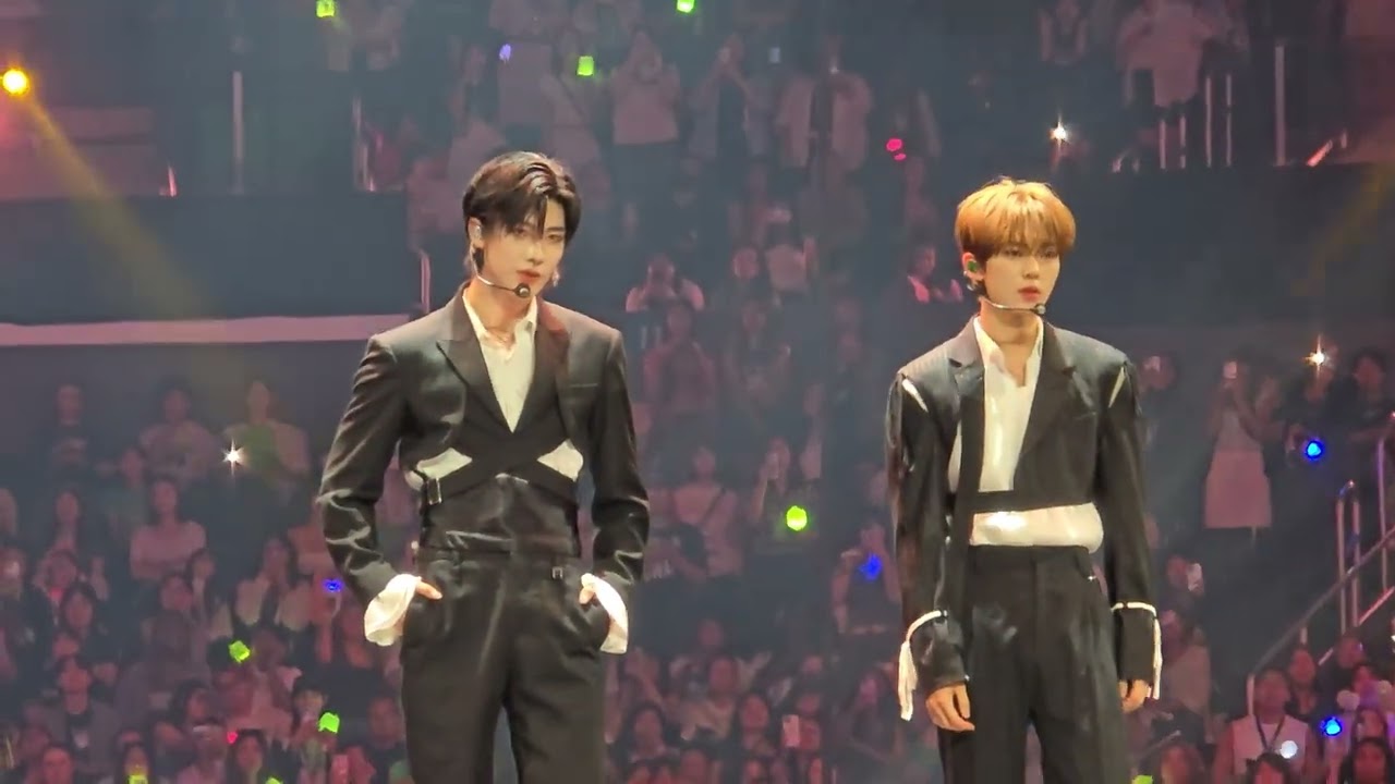 KCON LA D3 - 07.28.24 - ZEROBASEONE performing Red Velvet cover 