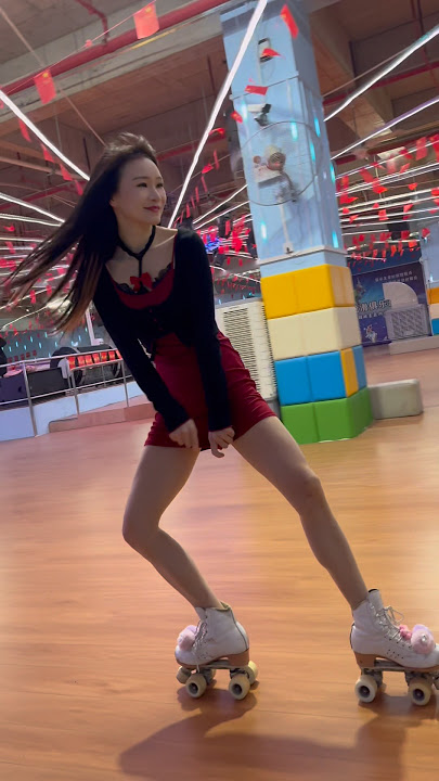 高手说速度慢的去内圈滑行，那我在内圈了为啥你又跑来挤我呢😄 #shorts #douyin #tiktok #music