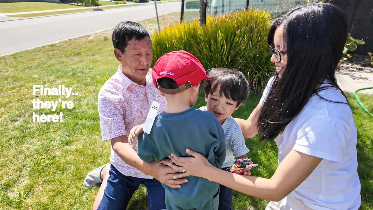 Our Naga & Kiwi families meeting for the first time!