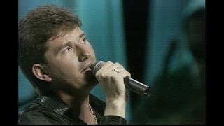 Daniel O&#39;Donnell - Galway Bay [Live at the Whitehall Theatre, Dundee, Scotland, 1990]