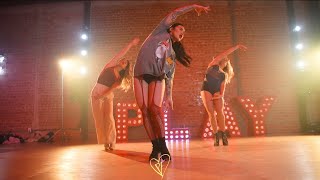 CHRISTMAS BLUES | Sabrina Claudio | Brinn Nicole Choreography | Pumpfidence