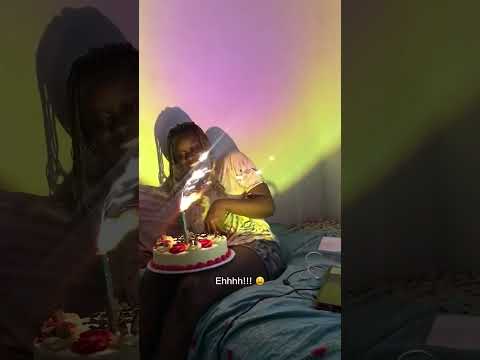 Видео: December born but I got a birthday cake in January | Shorts