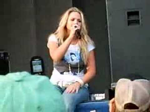 Miranda Lambert at The Texas State Fair, Oct 14th 2007. Video By:Katie