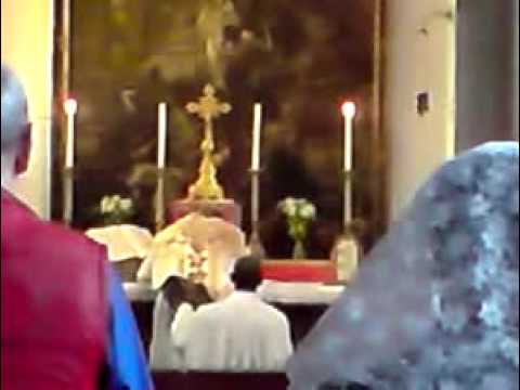 FSSP: Tridentine Latin Low Mass at St Agnes - Amst...