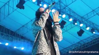 Nissa Sabyan - Allahumma Labaik (Live Konser Indonesia Sejuk)