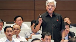 Đại Biểu Dương Trung Quốc làm náo động Cung Đình Hà Nội