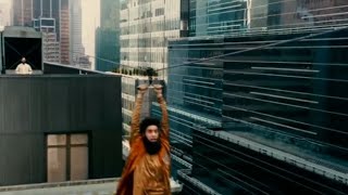 O Ditador : Aladeen invade o prédio || clipe