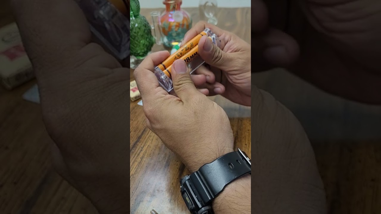 How to use a Cigarette Roller