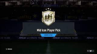 FIFA 23 - MID ICON PLAYER PICK - GOT  ONE OF THE BEST STRIKERS !!!