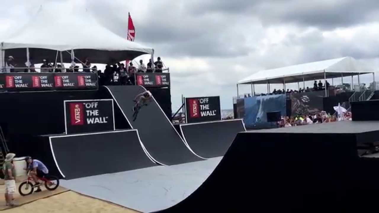 Pat Casey wit the dope run. 