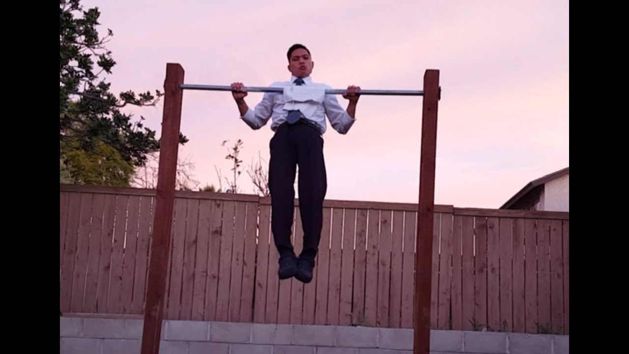 25 second isometric hold with chest to bar! YouTube