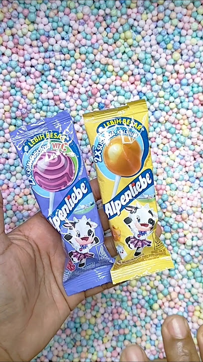 hunting lolipop 🍭🍓 candy in styrofoam granules #shortvideo #candy #reversevideos_