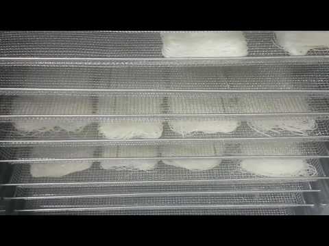Video Sấy bún khô dạng cuộn bằng máy sấy bơm nhiệt HTL02... - youtube