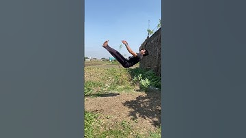 Backflip hold 🔥 Hold Backflip 😱 Stall Backflip #short #shorts #youtubeshorts #trending