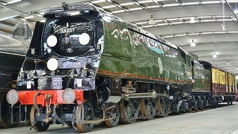 Battle of Britain Class 34051 Winston Churchill - Locomotion Museum in Detail
