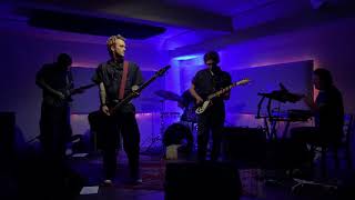 Lil’ Bub band - Hello Earth live