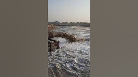 dredging work with cutter suction dredger